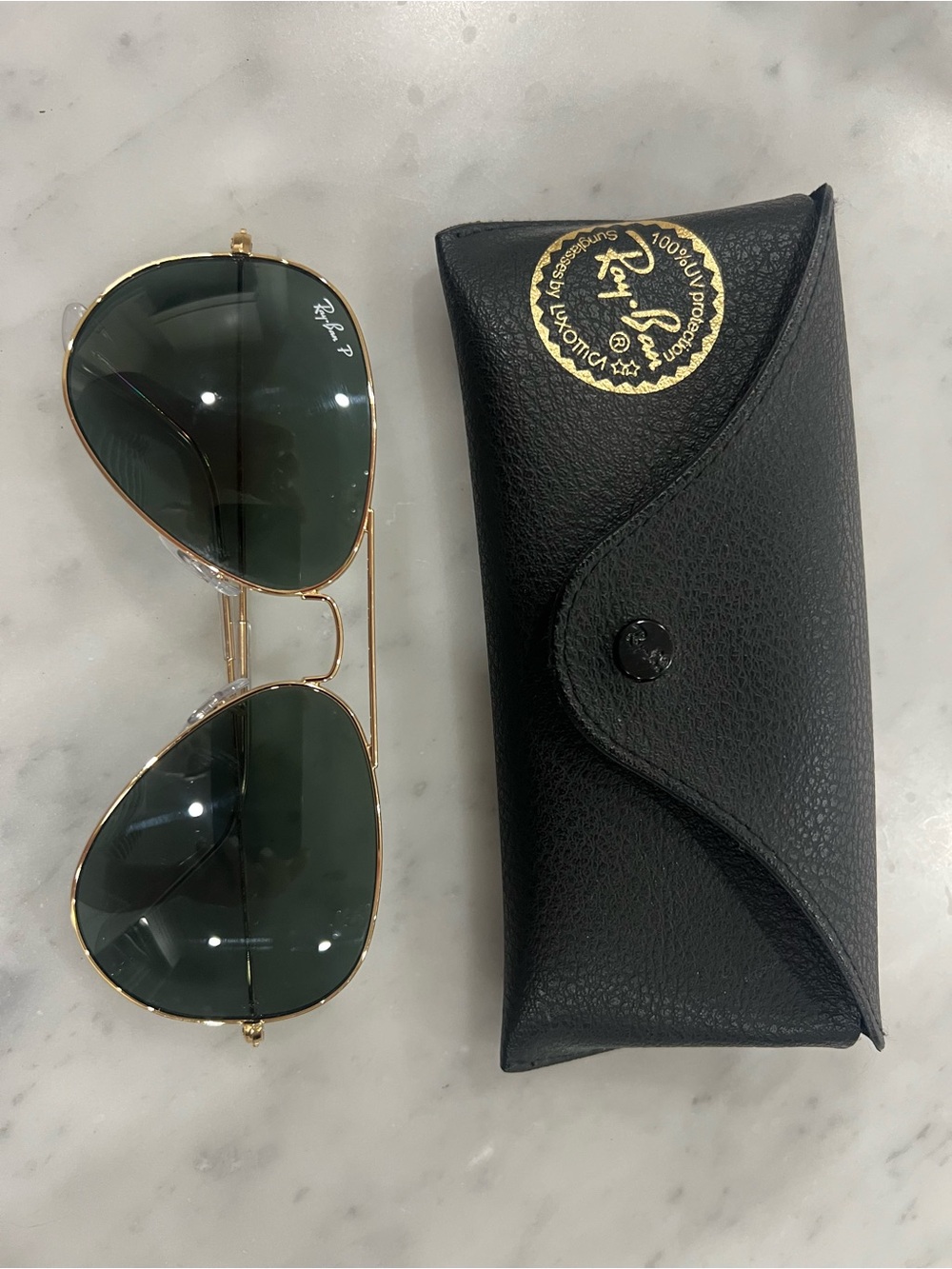 Ray-Ban Gold Aviator Sunglasses with Dark Green Lenses